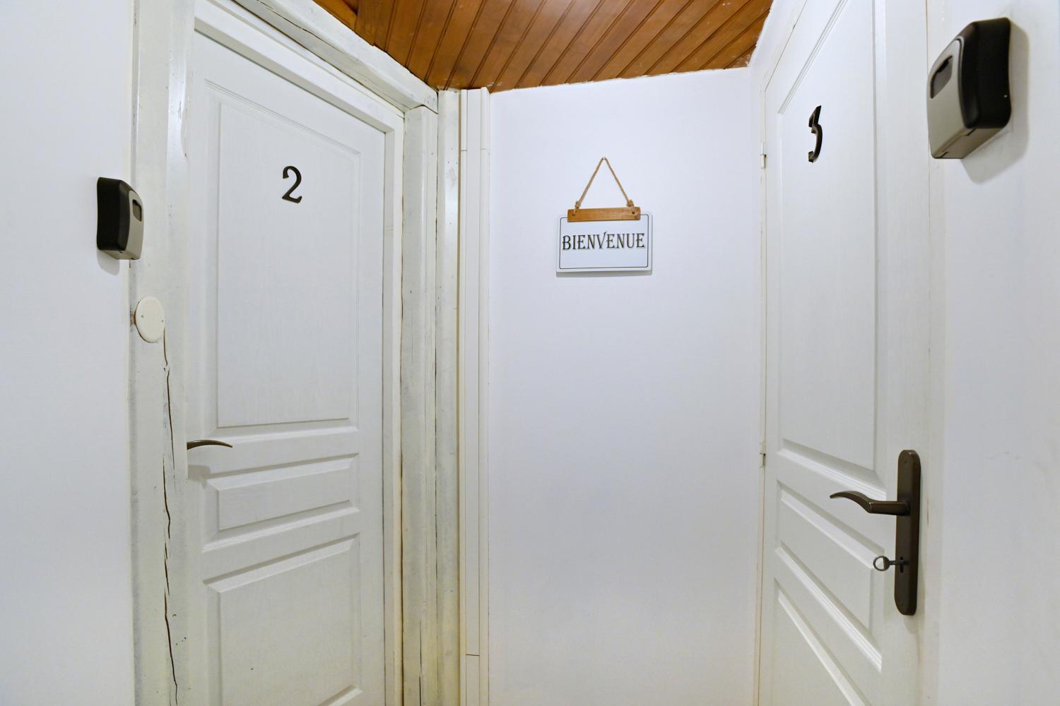 Spacieux T2 - Proche Centre - Confort Et Serenite Сен-Кантен Екстер'єр фото